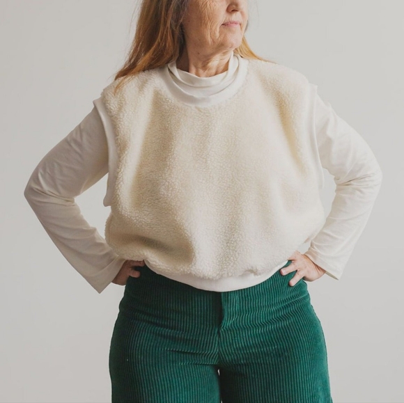 Devon's Drawer Cloud Vest - Picture 2 of 4